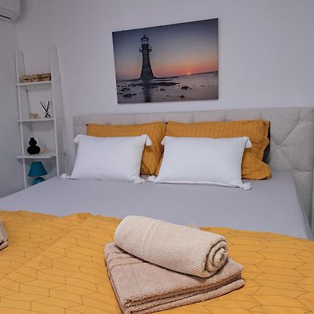 Kuca Za Odmor Eni **** Villa Šibenik Екстериор снимка