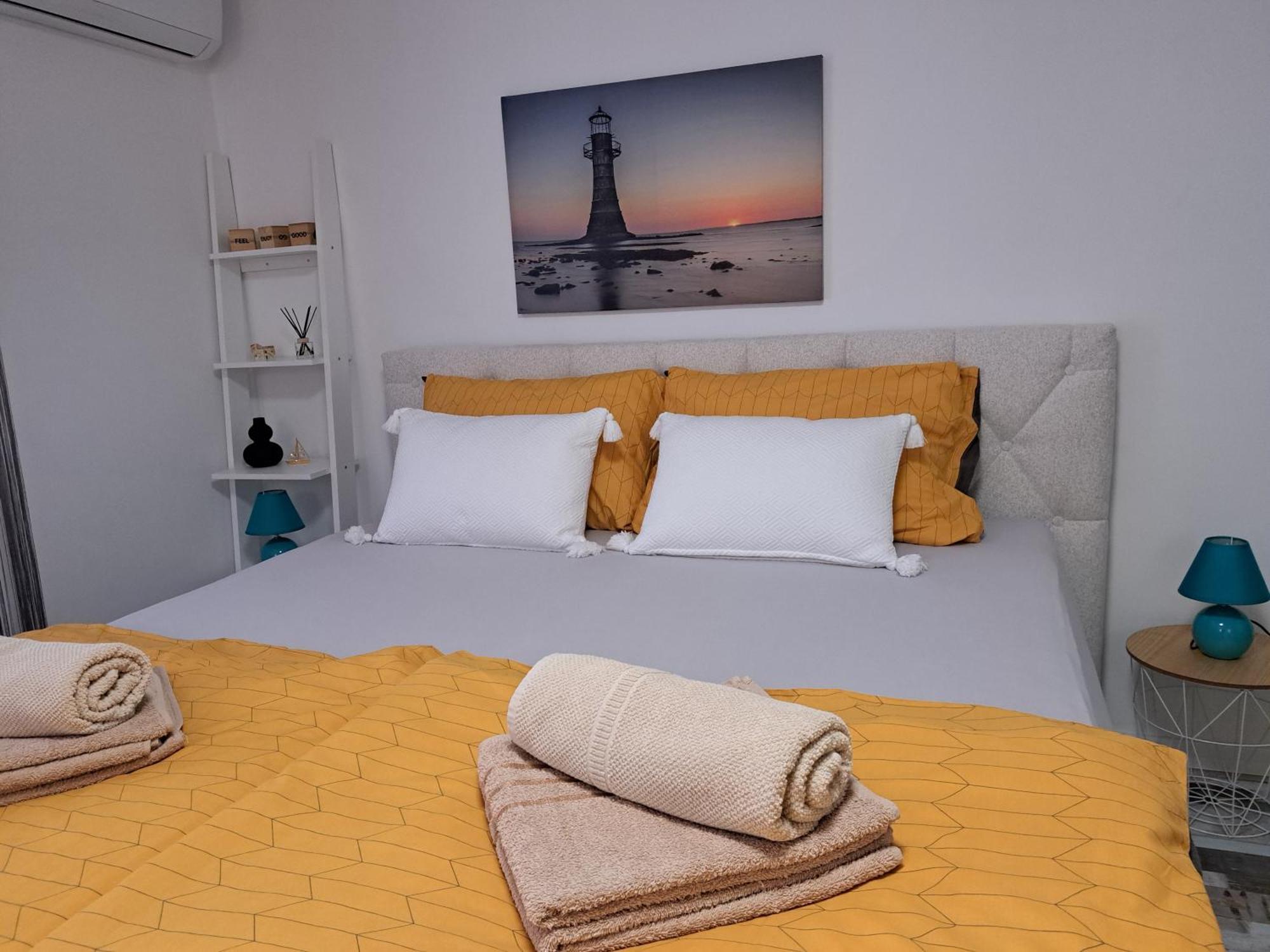 Kuca Za Odmor Eni **** Villa Šibenik Екстериор снимка